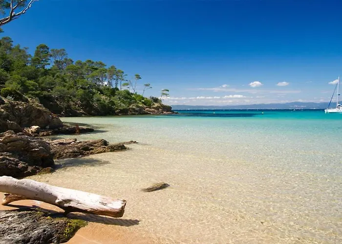 Maisonnette Climatisee A 35m De La Plage De La Capte Casa vacanze Hyères